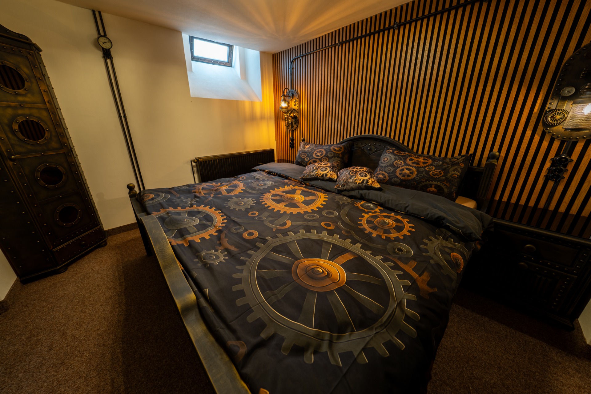 Steampunk apartmán ložnice 