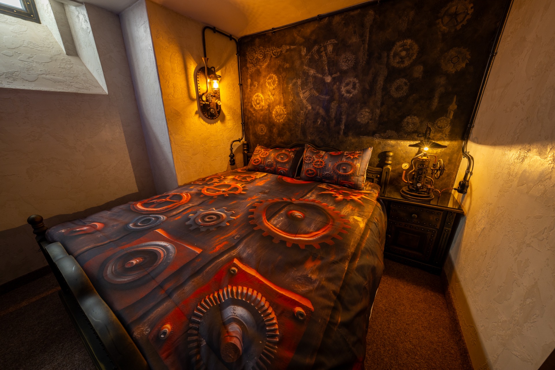 Steampunk apartmán - ložnice 2